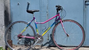 Vélo adulte arc en ciel