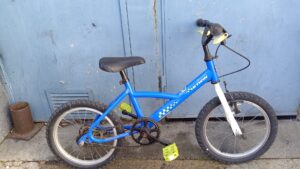 B'twin bleu - 18 pouces