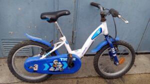 Vélo Nakamura bleu et blanc - 8 pouces