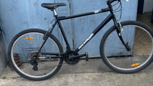 Rockrider 26p Freins à patins 7 vitesses  3 plateaux Sonnette